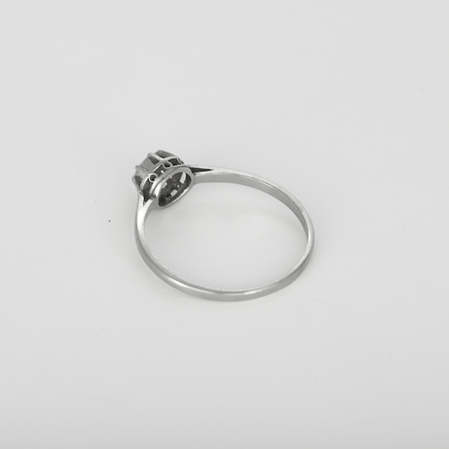 59 Élégante bague Solitaire en platine et diamant : 0,30 carat 58 Facettes DV31450-42