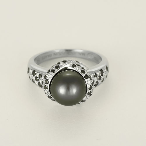 MAUBOUSSIN - Bague de la collection "Caviar mon Amour"en or blanc, diamants et perle de culture 58 Facettes DV32597-1