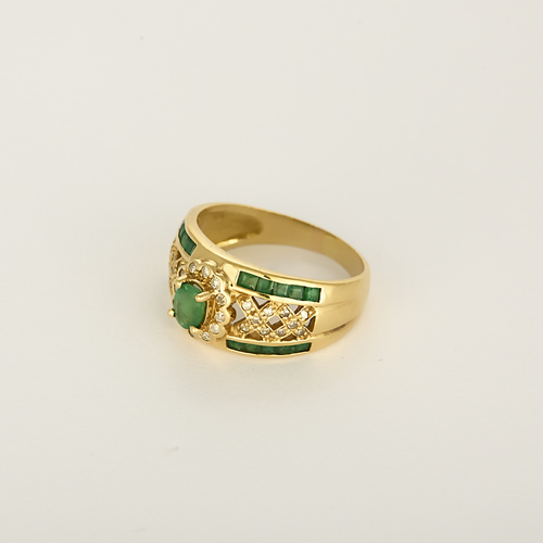 Bague en Or jaune 18k Emeraude