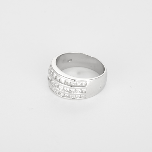 Bague en Or blanc 18k Diamant