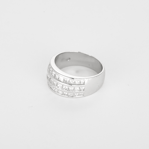 54 Bague en Or blanc 18k Diamant 58 Facettes DV32729-8