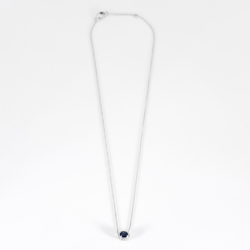Collier Délicat collier en or blanc, saphir et diamants 58 Facettes DV32403-1