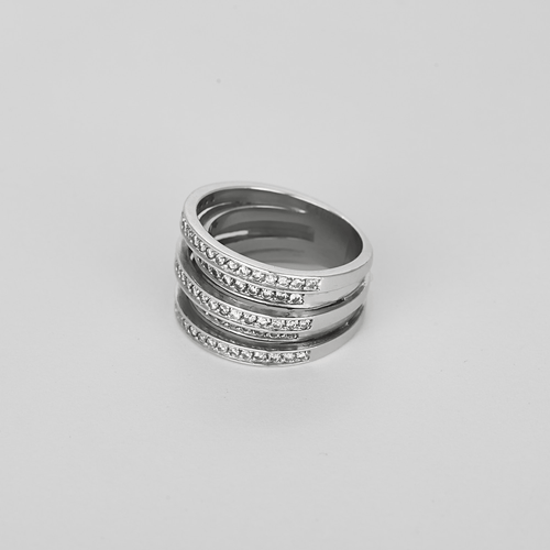 Bague 52 Élégante bague en or blanc et diamants : 0,90 carat 58 Facettes DV32729-9