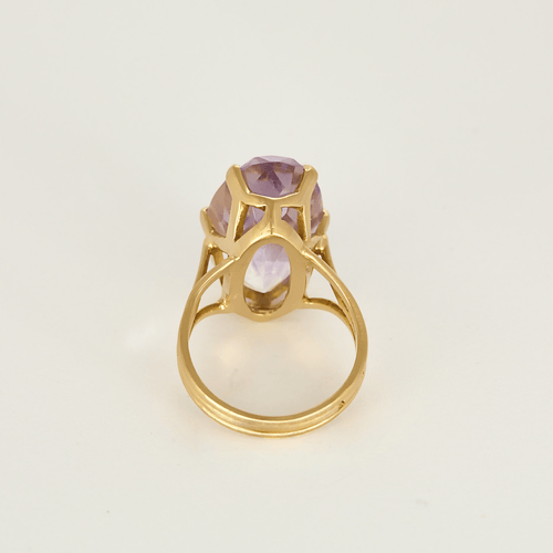 54 Bague cocktail en or jaune et améthyste 58 Facettes DV31672-11