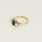 Bague en or gris saphir et diamants