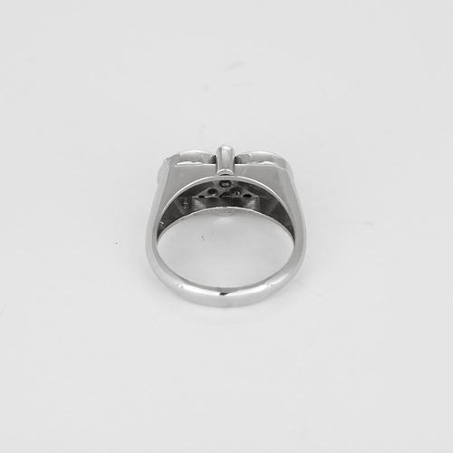 51 Charmante Bague en or gris et diamants. 58 Facettes DV32197-2