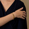 Bracelet en or jaune articulé à maille rectangulaire