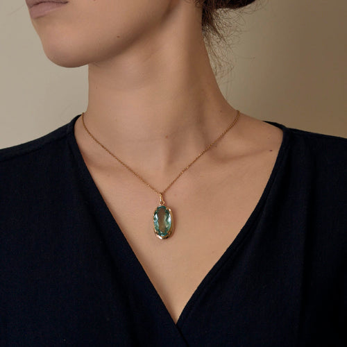 Pendentif en or jaune et Aigue-Marine : 15 carats