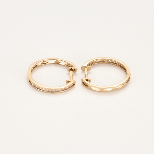 Paire d'anneaux d'oreilles en or rose et diamants 58 Facettes DV5707-20