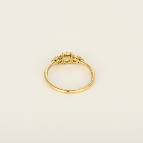 51.5 Élégante bague en or jaune 18k Diamants 58 Facettes DV33844-1