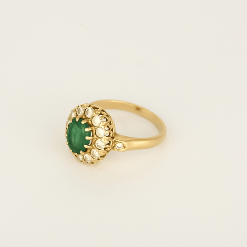 52 Bague marguerite en or jaune, diamants et émeraude 58 Facettes DV33840-1