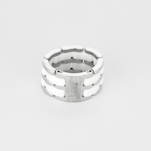 54 CHANEL - Ultra - Grand modèle - Bague en or blanc et céramique 58 Facettes DV14290-3