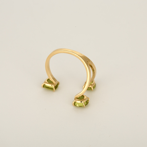 57 Gemmyo - The Stoned Bride - Bague en or jaune et péridots : 2,40 carats 58 Facettes DV33847-1