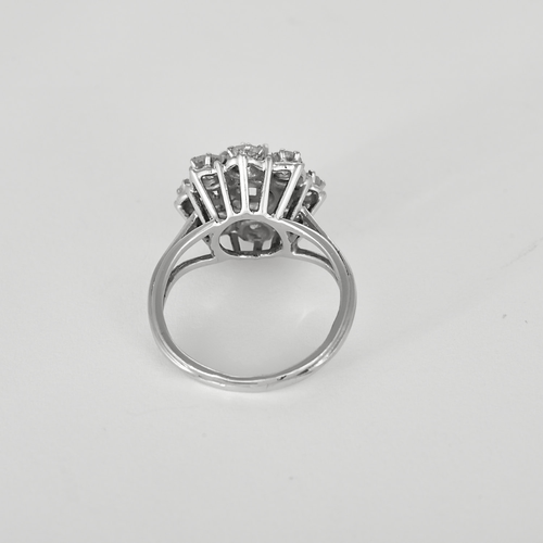 48.5 Bague marguerite en or blanc, diamants 58 Facettes DV34030-18