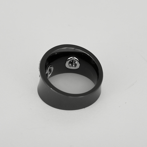 52.5 Bague en céramique noire, or blanc et diamants : 0,35 carat 58 Facettes DV33950-1