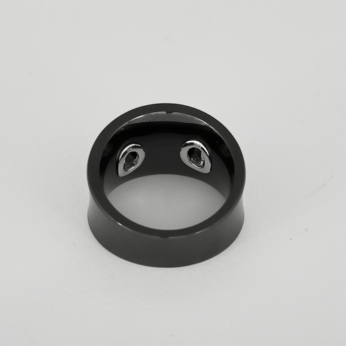 52.5 Bague en céramique noire, or blanc et diamants : 0,35 carat 58 Facettes DV33950-1