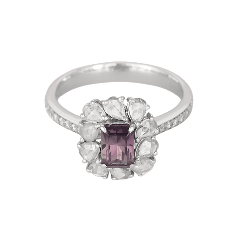 Bague en or blanc, saphir rose : 0,90 carat, diamants