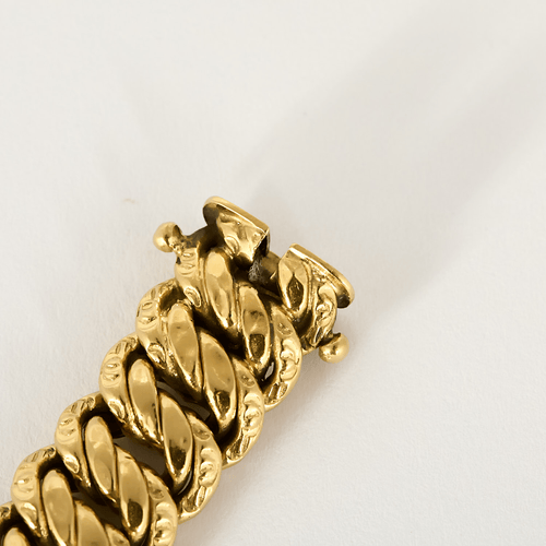 Bracelet en or jaune à maille américaine 58 Facettes DV33744-1