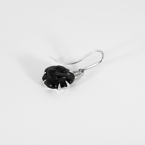 CHANEL - Camélia - Boucles d'oreilles or et onyx 58 Facettes DV33076-4