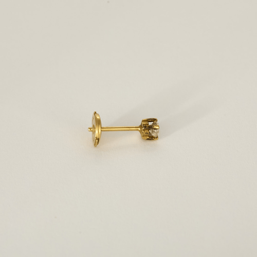 Boucles d'oreilles puces en or jaune et diamants : 0,30 carat