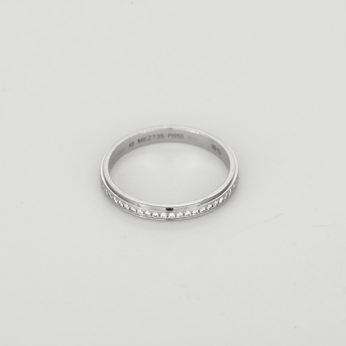 48 Cartier - Cartier d'amour - Alliance américaine en or platine et diamants : 0,15 carat 58 Facettes DV34377-1