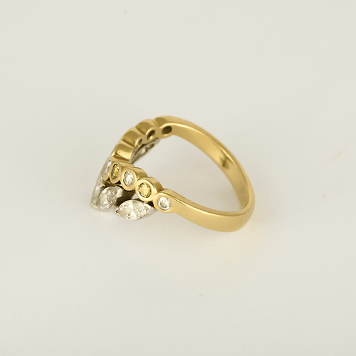 Bague aigrette en or jaune, or blanc, diamants blanc et verts : 1,45 carat