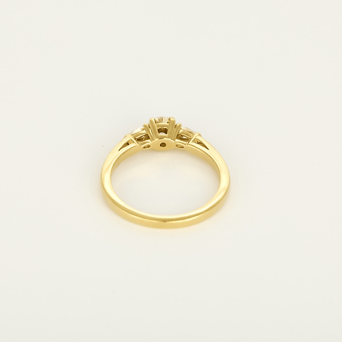 50 Bague en or jaune et diamants : 0,25 carat 58 Facettes DV33529-2