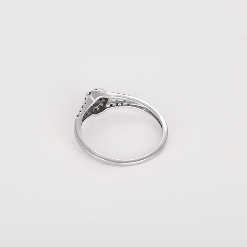 54 Mauboussin Bague Vie, volupté et passion en or gris et saphirs rose 58 Facettes DV34381-1