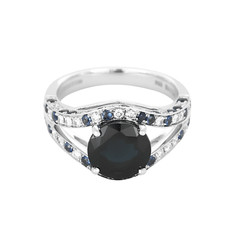 Mauboussin Ni Naive Ni Soumise en or blanc et diamants et en saphir bleu-foncé