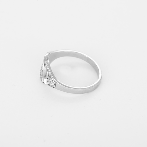 Dinh Van - Menottes R8 - Bague en or gris et diamants
