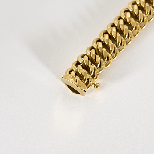 Bracelet en or jaune à maille gourmette plate