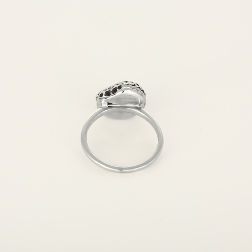 52 Boucheron - Tentation Macaron - Bague en or blanc et améthystes 58 Facettes DV33795-2
