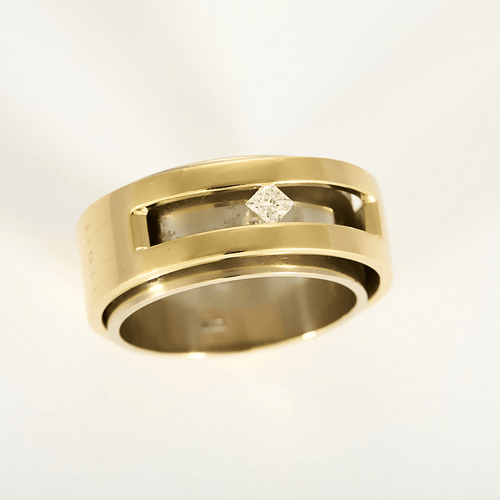 56 Bague jonc en or jaune, or blanc, diamant de taille princesse mobile 58 Facettes DV33869-7