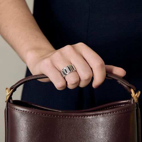 Bague 49 CHAUMET - Class one - Bague en or blanc et diamant, caoutchouc 58 Facettes DV35112-2