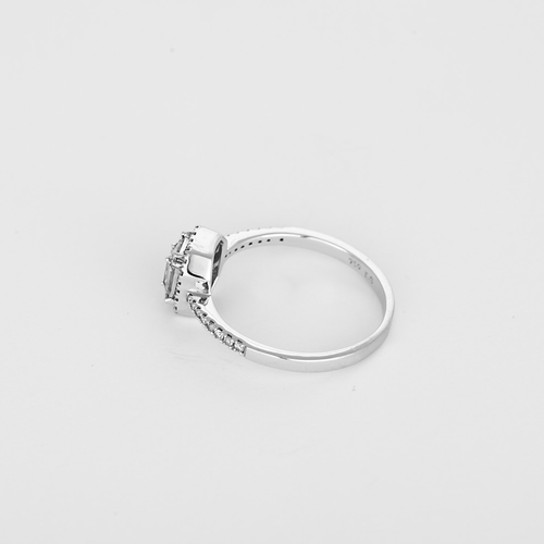 Bague 53 Bague en or blanc et diamants, serti illusion 58 Facettes DV34284-2
