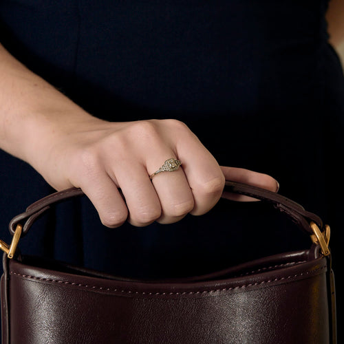 Bague 54 MAUBOUSSIN - UN AUTOMNE 1930 n°2 - Bague en or gris et diamants 58 Facettes DV34738-1