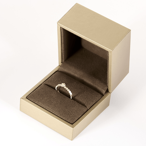 CHAUMET - Bague en or blanc et diamant