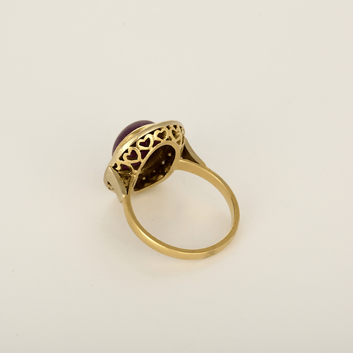 Bague 54 Bague en or jaune et or gris, rubis cabochon et diamants 58 Facettes DV32363-6