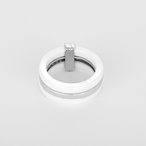 Bague 51 GUY LAROCHE - Bague en céramique blanche, or blanc et diamant 58 Facettes DV31416-4