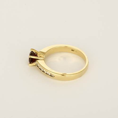 Bague 50 Bague en Or jaune 14k Grenat et Diamants 58 Facettes DV34766-1