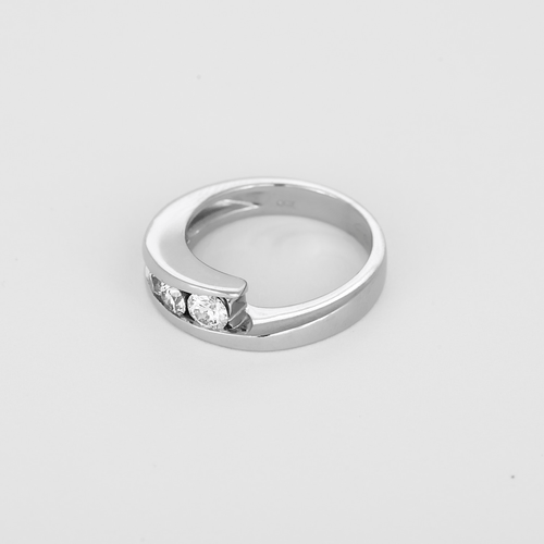 Bague 54 GAREL - Bague en Or blanc, trois diamants 0.45 carat environ. 58 Facettes DV35946-2
