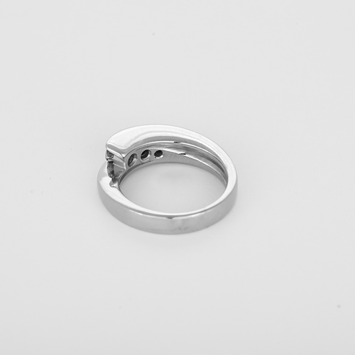Bague 54 GAREL - Bague en Or blanc, trois diamants 0.45 carat environ. 58 Facettes DV35946-2