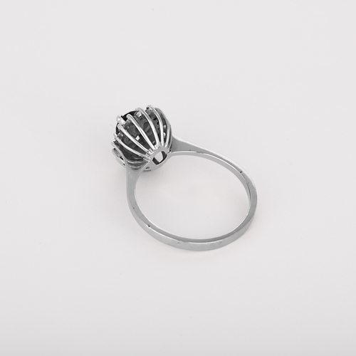 Bague 58.5 Bague marguerite en or blanc, rubis : 0,60 carat et diamants : 0,15 carat 58 Facettes DV25961-12