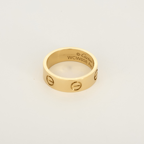 Bague 52 CARTIER - Love - Classique - Alliance en or jaune. 58 Facettes DV35776-1