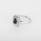Bague 60 Bague en or blanc, saphir : 0,75 et diamants : 0,40 carat 58 Facettes DV25961-13