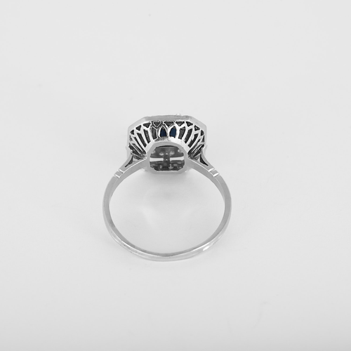 Bague 60 Bague en or blanc, saphir : 0,75 et diamants : 0,40 carat 58 Facettes DV25961-13