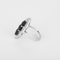 Bague 52 Bague navette en or gris, saphirs et diamants 58 Facettes DV35270-3