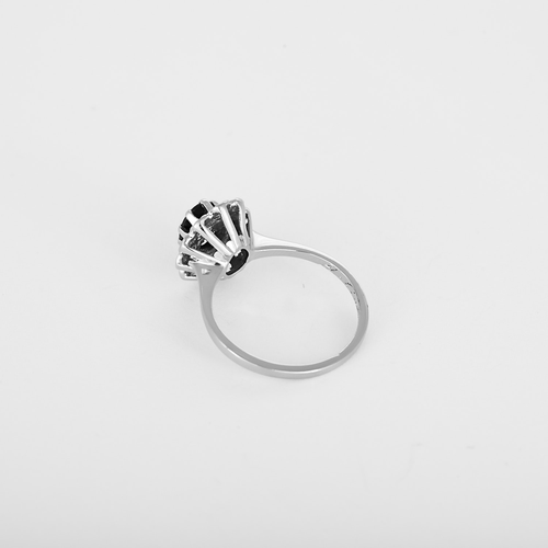 Bague 51 Bague marguerite en or gris 14K, saphir et diamants 58 Facettes DV35743-1
