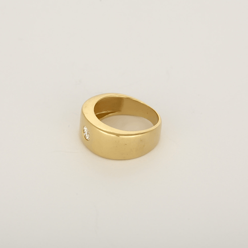 Bague de type chevalière en or jaune et diamants