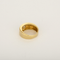 Bague de type chevalière en or jaune et diamants
